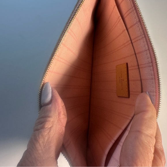 Louis Vuitton Damien Azur Zip Wristlet Pouch Cream, Pink Interior LV Clutch - Picture 12 of 14